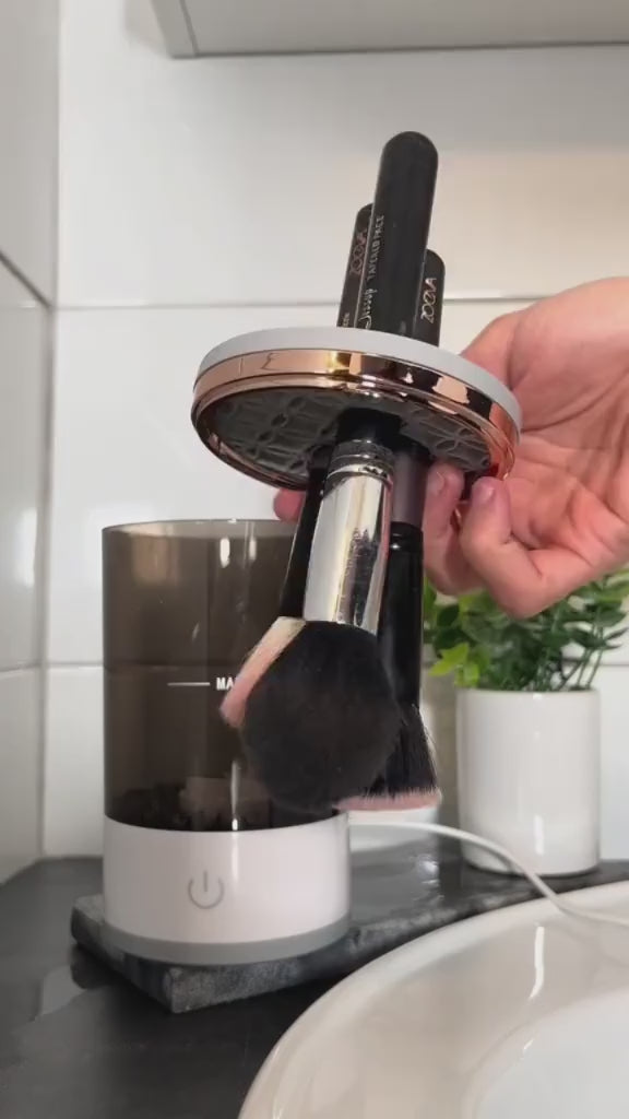 nettoyeur de broches2.mp4__PID:73c408ea-7a19-44cd-8200-4a4dd4174bf1